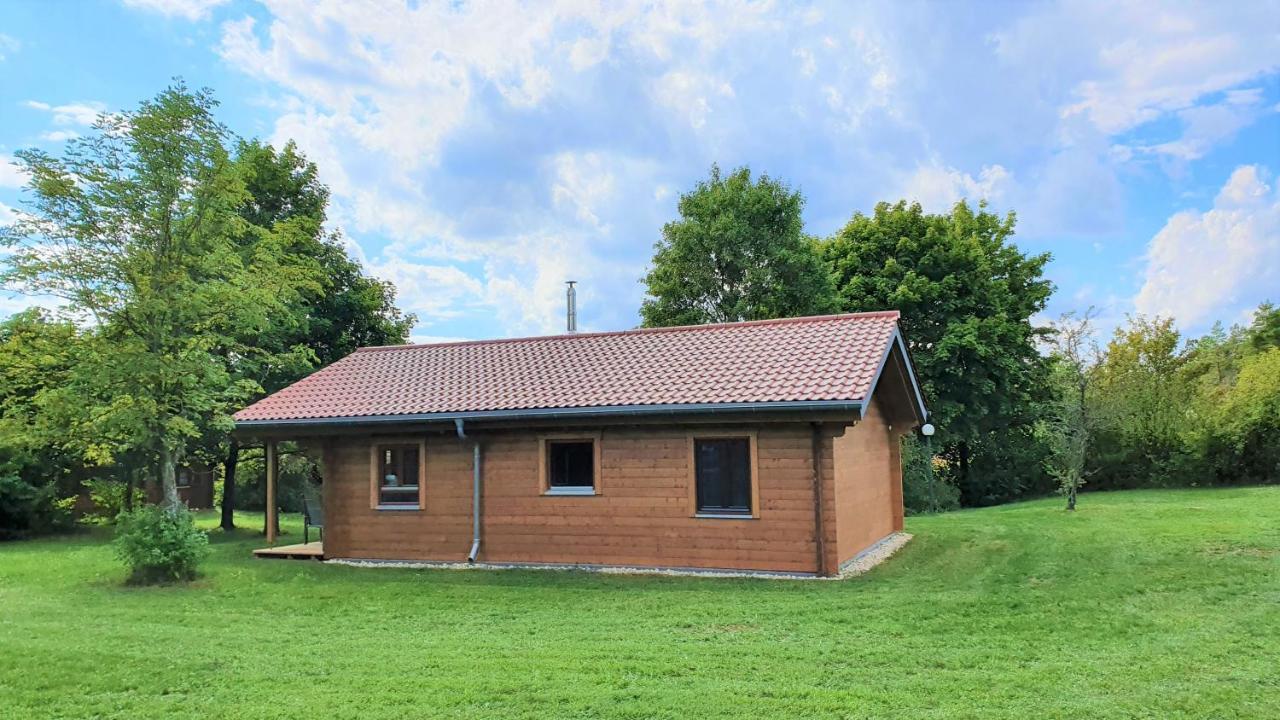 Oekologisches Holzblock-Ferienhaus 150 Im Lauterdoerfle Zu Vermieten - Neubau Villa Hayingen Dış mekan fotoğraf